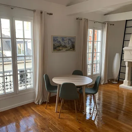 Appartement Vue Sur La Seine à Paris Extérieur photo